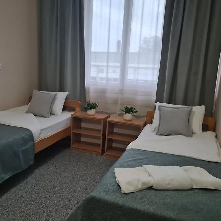 Garni Hotel Alma Pirot Eksteriør bilde