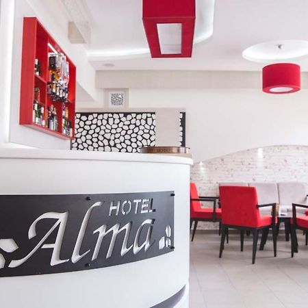 Garni Hotel Alma Pirot Eksteriør bilde