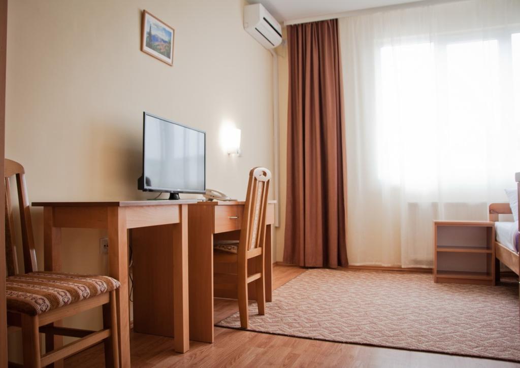 Garni Hotel Alma Pirot Eksteriør bilde