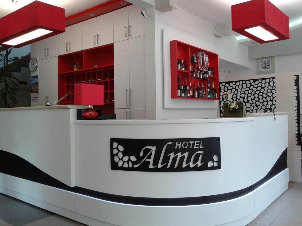 Garni Hotel Alma Pirot Eksteriør bilde
