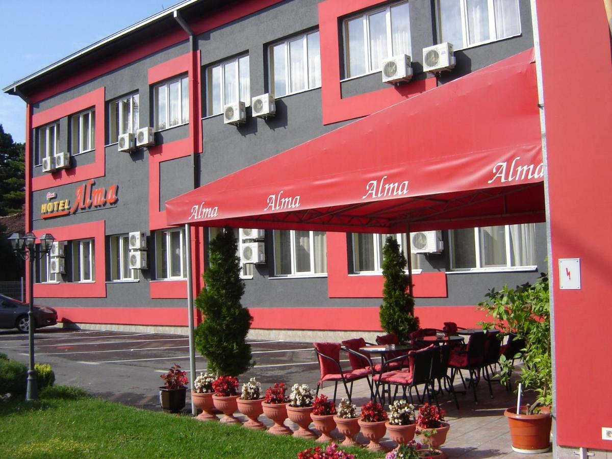 Garni Hotel Alma Pirot Eksteriør bilde
