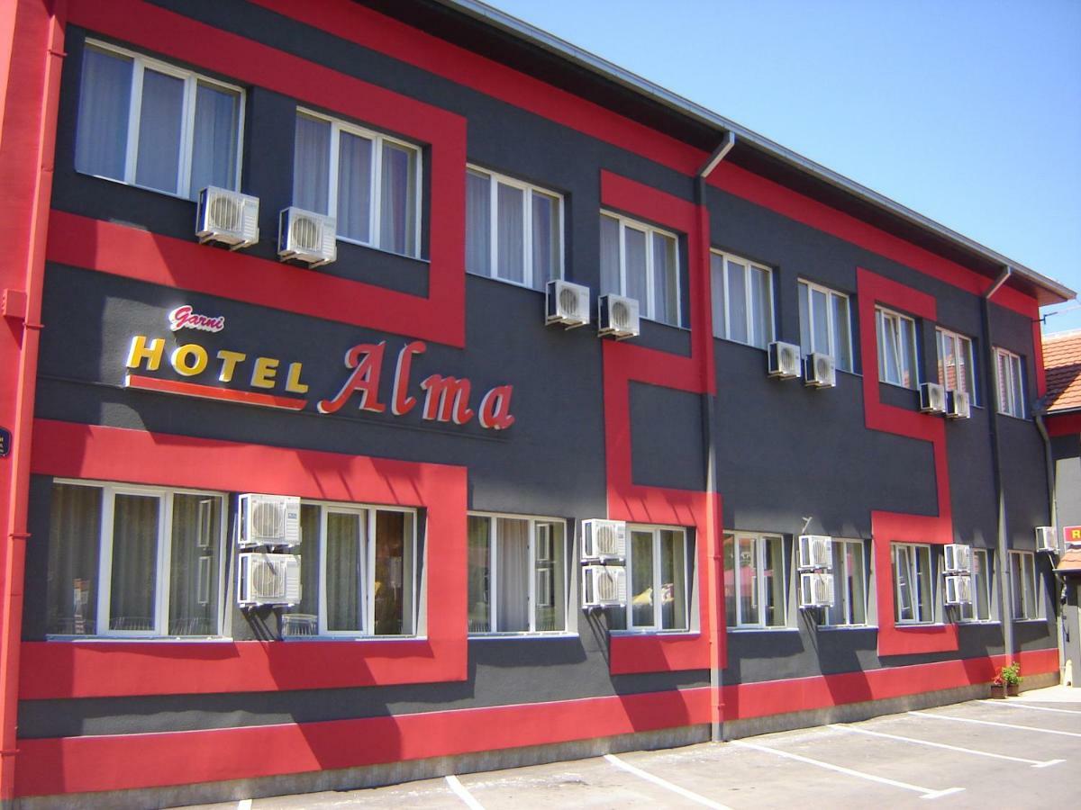 Garni Hotel Alma Pirot Eksteriør bilde