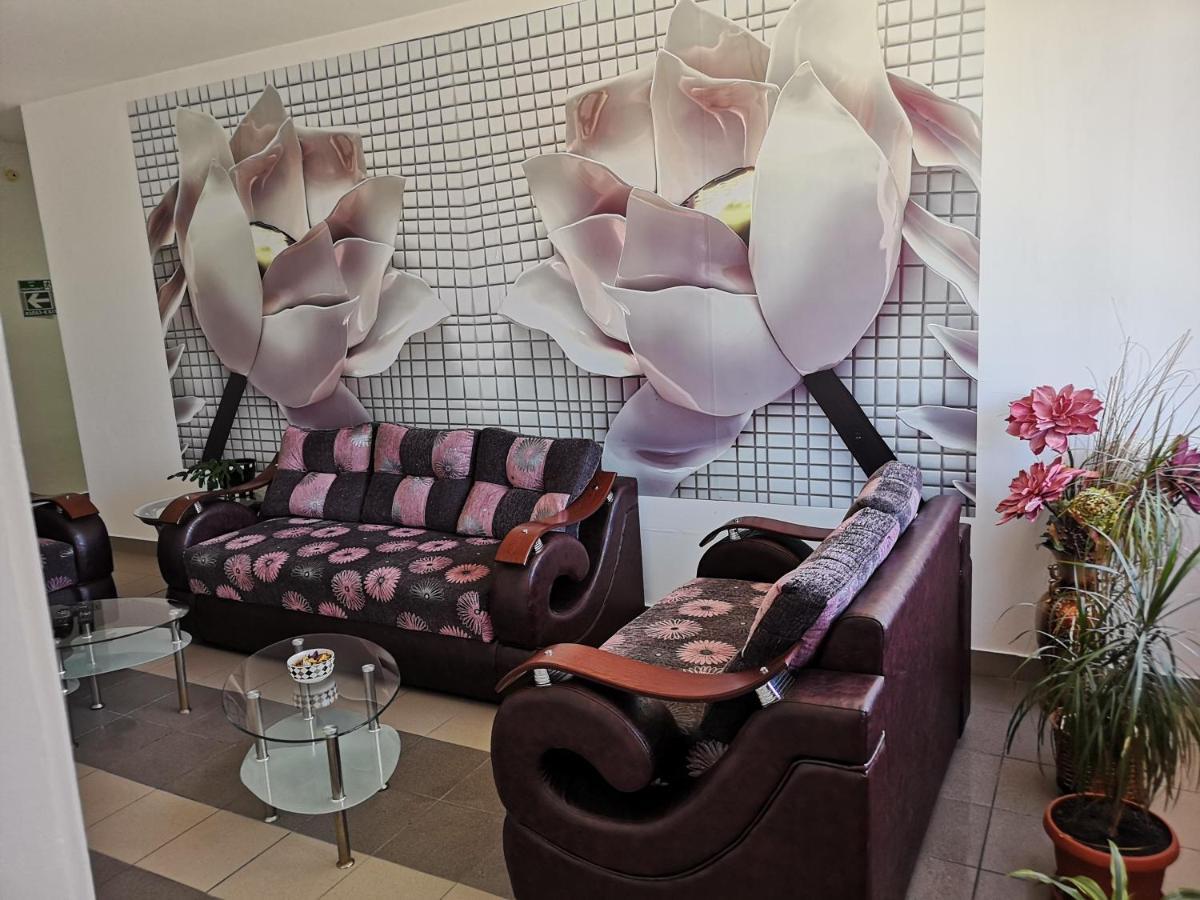 Garni Hotel Alma Pirot Eksteriør bilde